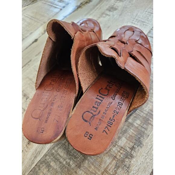 QualiCraft Brown Leather Clogs 5B Made in Brazil Vintage 1970s Wooden Soles - Picture 4 of 9